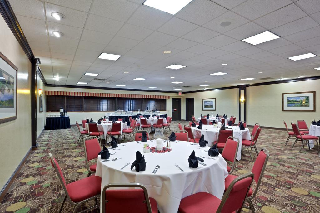 Holiday Inn Olathe Medical Center Restaurante foto